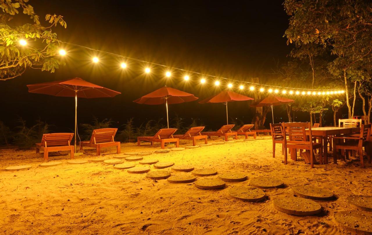 Wild Beach Phu Quoc Resort Exteriör bild