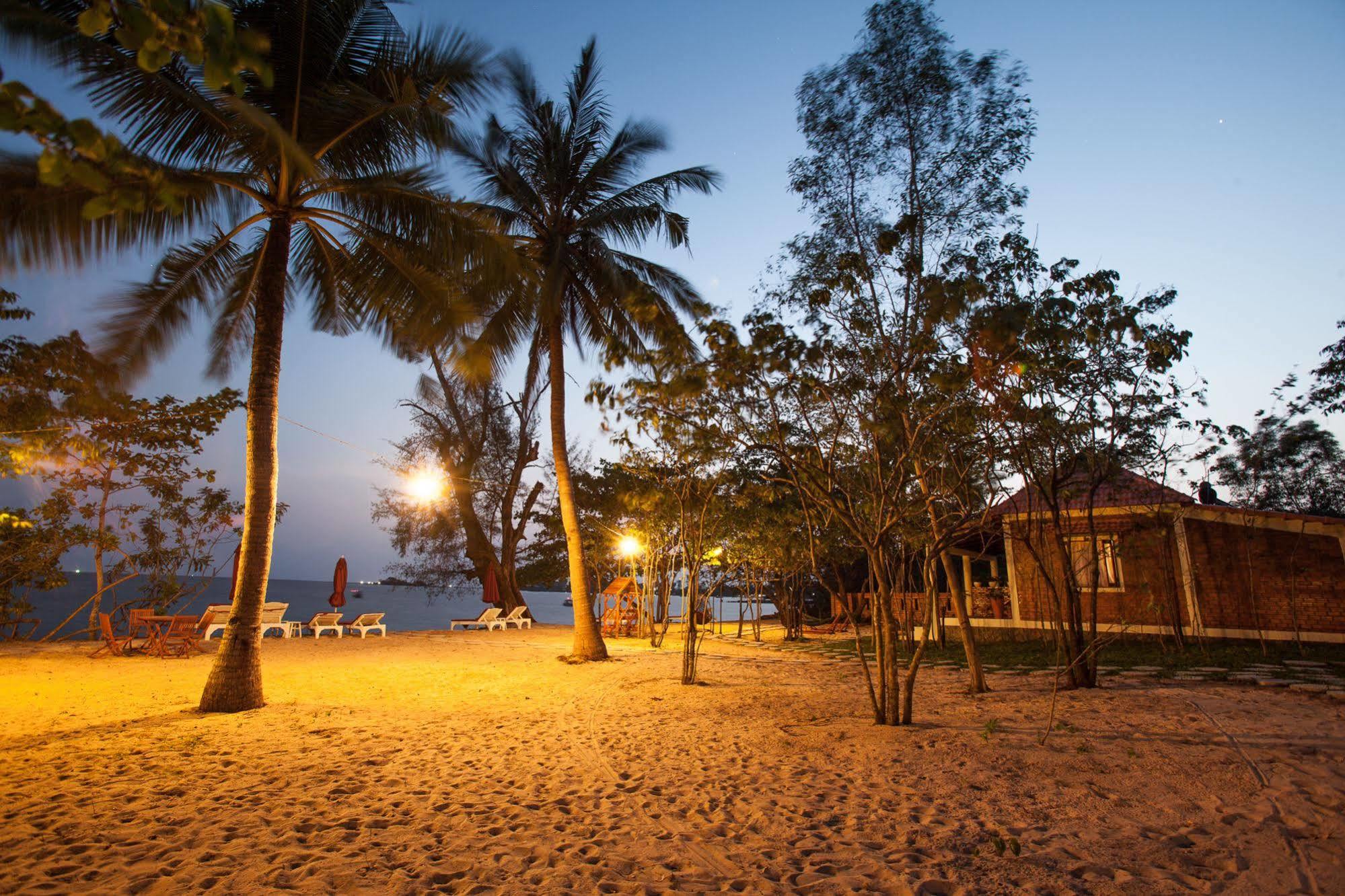 Wild Beach Phu Quoc Resort Exteriör bild